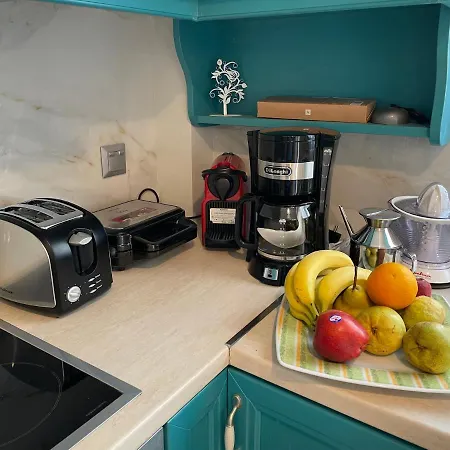 Panselinos 梅加尼西岛