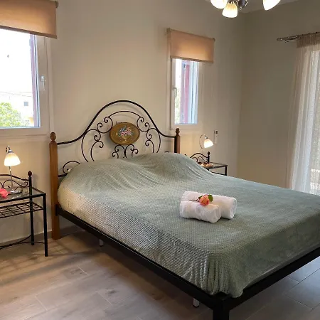 Panselinos Apartment